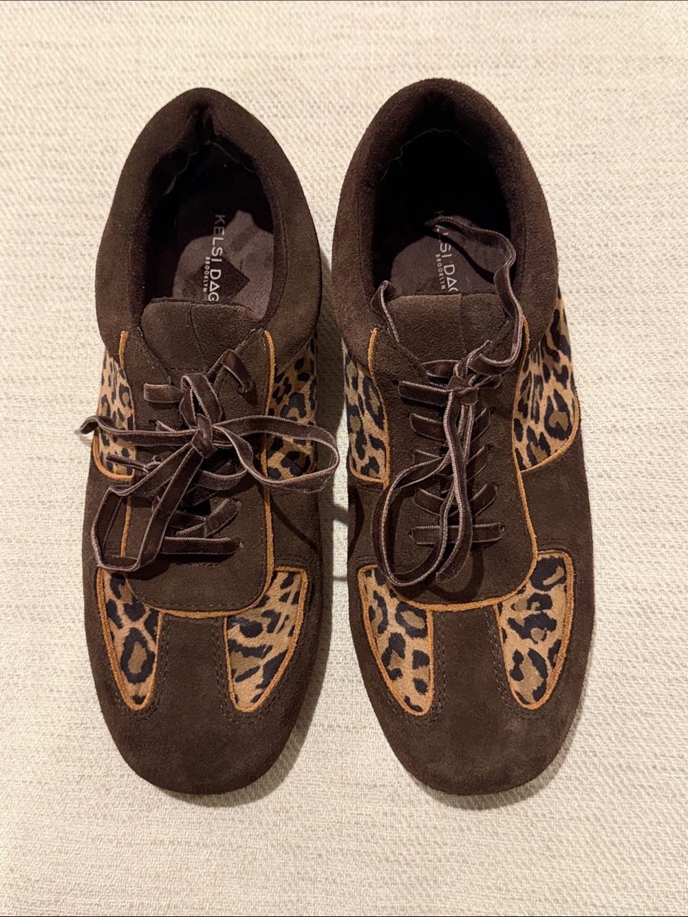 Kelsi Dagger women’s Suede Sneakers size 9.5 never worn new